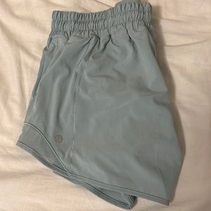 Lululemon Hotty Hot Shorts 4inch